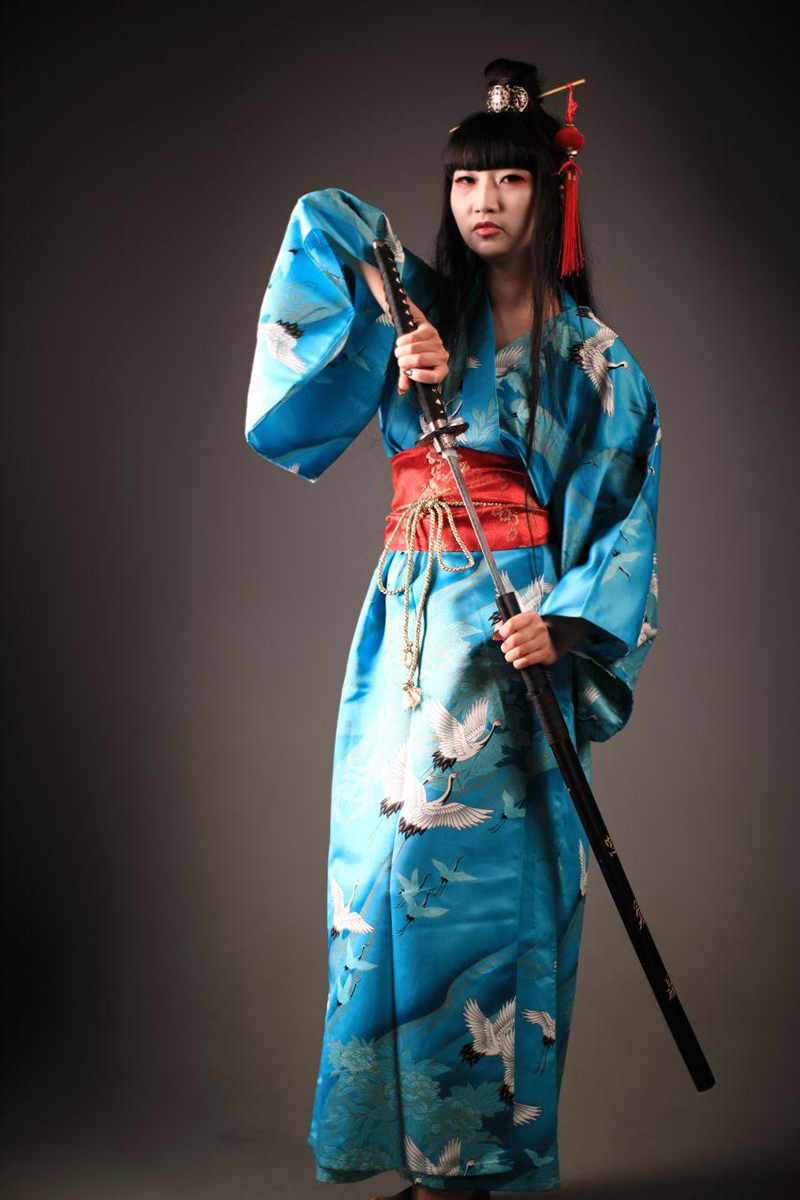 Гейша Голубое  кимоно